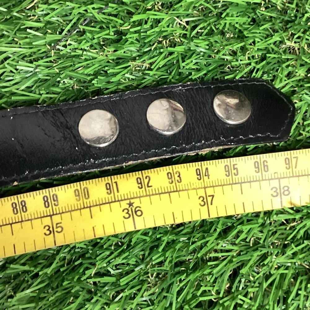 Vintage Leather Conch Ring Belt. M/L